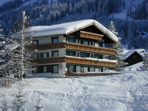 Imagen general del Apartamentos G&auml;stehaus Etschmann. Foto 2