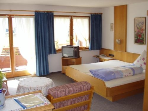 Imagen de la habitación del Apartamentos G&auml;stehaus Zur F&auml;rbe. Foto 7