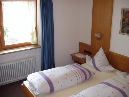 Imagen de la habitación del Apartamentos G&auml;stehaus Zur F&auml;rbe. Foto 10