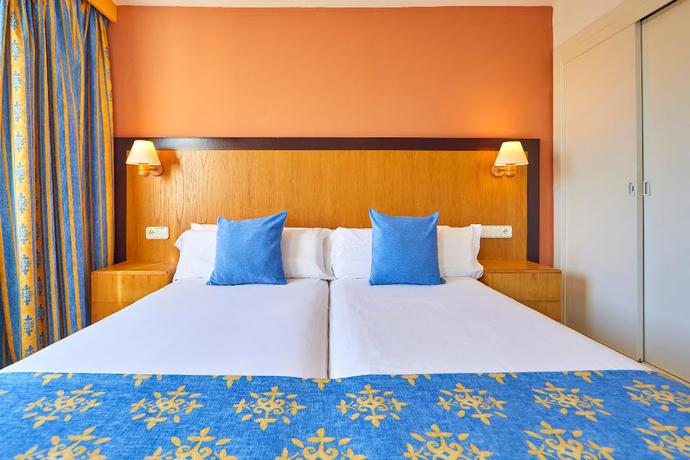 Imagen de la habitación del Apartamentos Gavimar La Mirada Hotel and Apartments. Foto 7