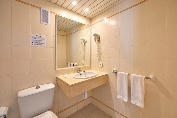 Imagen de la habitación del Apartamentos Gavimar La Mirada Hotel and Apartments. Foto 11