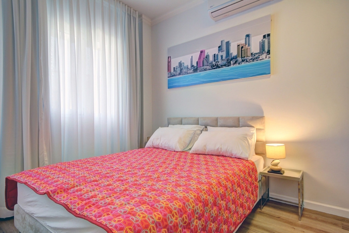 Imagen de la habitación del Apartamentos Geula Beach Boutique. Foto 4