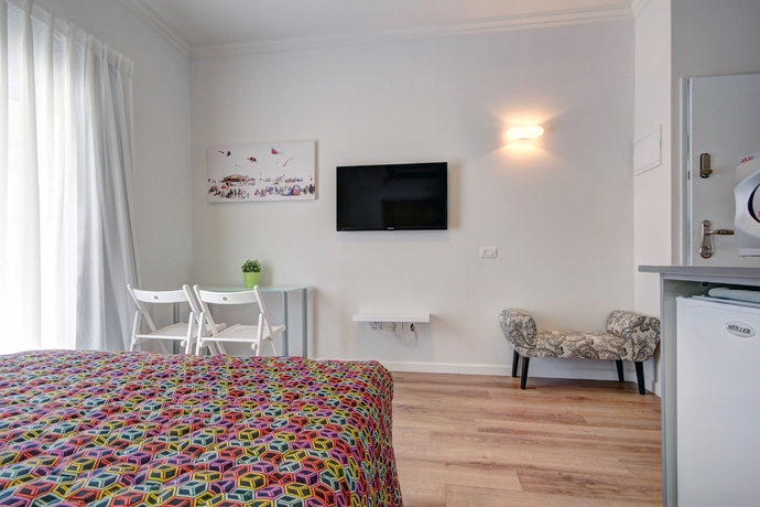 Imagen de la habitación del Apartamentos Geula Beach Boutique. Foto 16