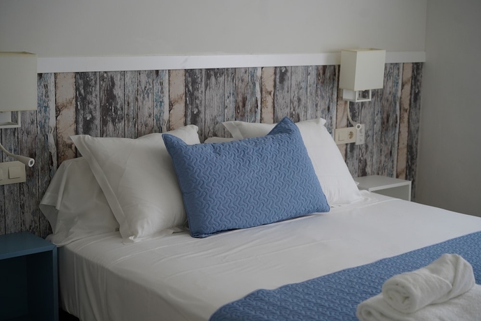 Imagen de la habitación del Apartamentos Gibert. Foto 11