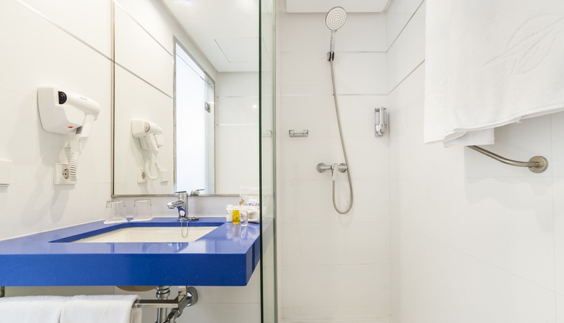 Imagen de la habitación del Apartamentos Globales Apartamentos Montemar. Foto 12