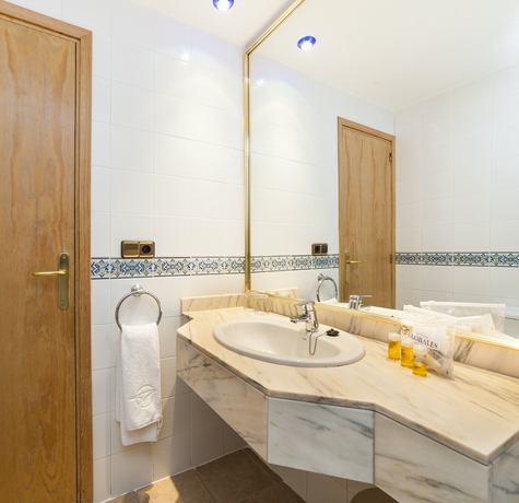 Imagen de la habitación del Apartamentos Globales Apartamentos Montemar. Foto 14