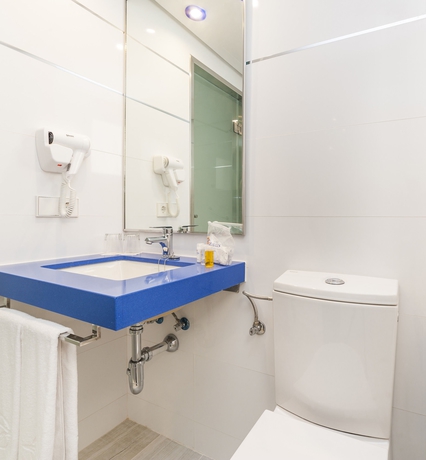 Imagen de la habitación del Apartamentos Globales Apartamentos Montemar. Foto 16