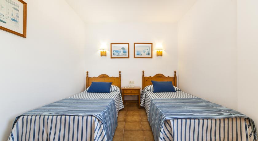 Imagen de la habitación del Apartamentos Globales Cala Viñas, Cala Viñas. Foto 2