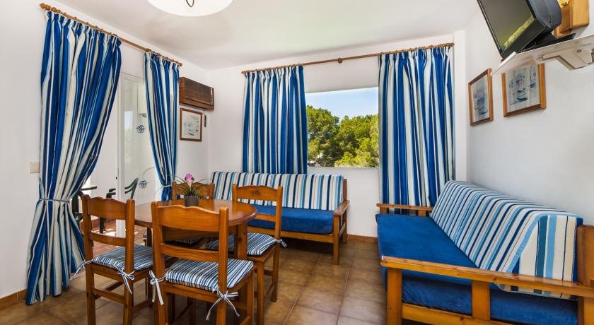 Imagen de los interiores del Apartamentos Globales Cala Viñas, Cala Viñas. Foto 7