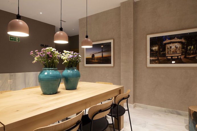 Imagen de los interiores del Apartamentos Goodnight Cádiz Apartments. Foto 18