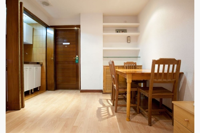 Imagen de la habitación del Apartamentos Goya 75. Foto 9