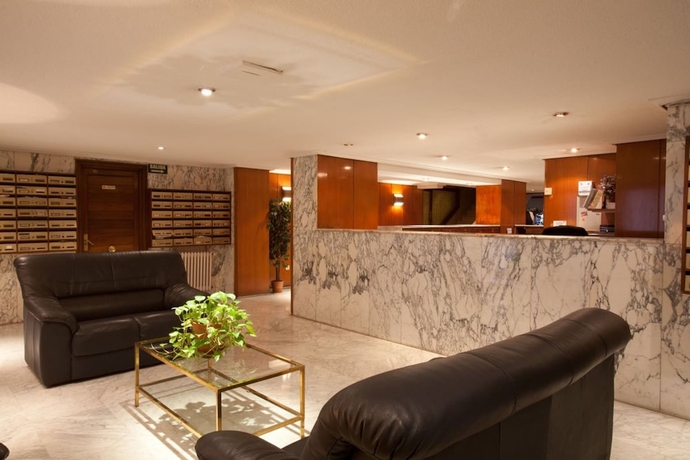 Imagen de los interiores del Apartamentos Goya 75. Foto 17