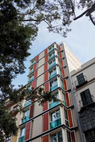 Imagen de los exteriores del Apartamentos Gran Alameda Centro. Foto 13