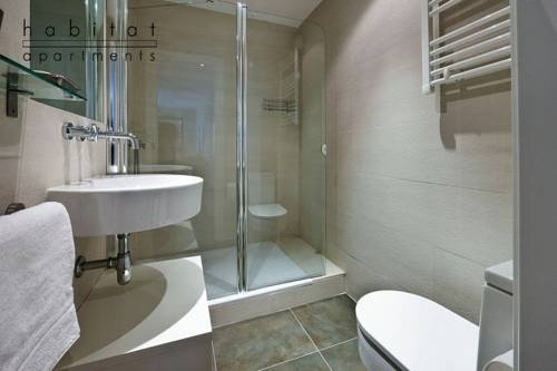 Imagen general del Apartamentos Gran Via, Madrid. Foto 13