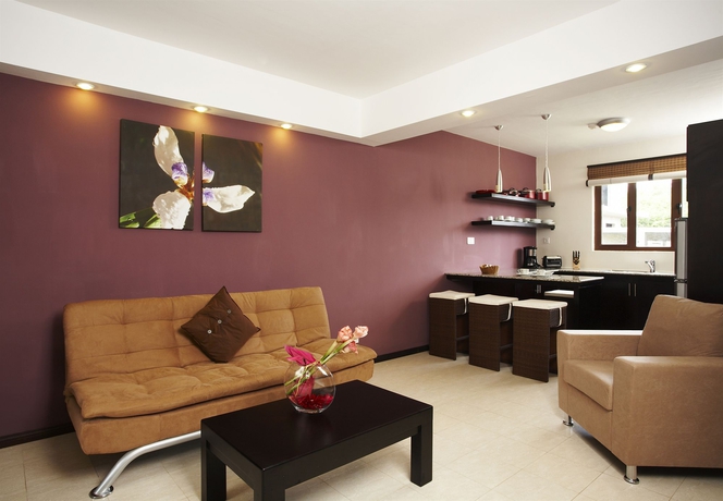 Imagen de los interiores del Apartamentos Grand Bay Suites. Foto 12