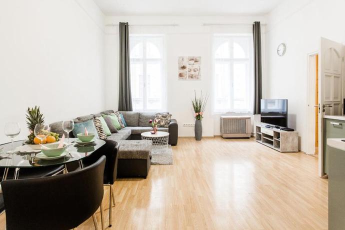 Imagen general del Apartamentos Grand Budapest. Foto 18