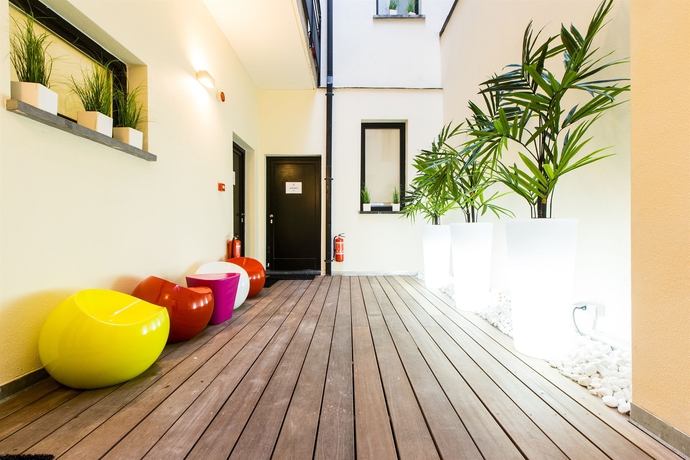 Imagen de los exteriores del Apartamentos Grand Central, Bruselas. Foto 10