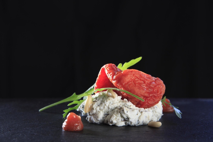 Imagen del bar/restaurante del Apartamentos Greenlife Golf Marbella. Foto 2