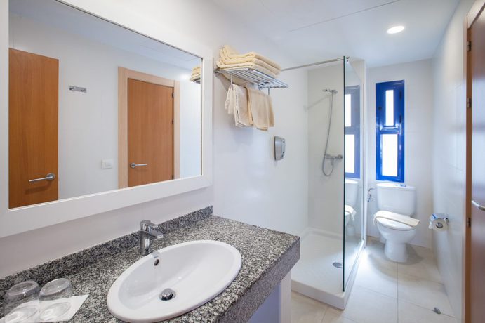 Imagen de la habitación del Apartamentos Grupotel Cinco Plazas. Foto 5