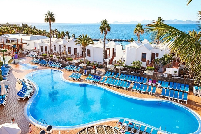 Imagen general del Apartamentos Grupotel Flamingo Beach. Foto 8