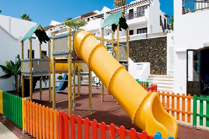 Imagen general del Apartamentos Grupotel Flamingo Beach. Foto 15