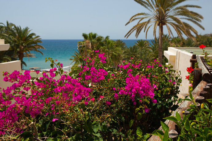 Imagen de los exteriores del Apartamentos Grupotel Tres Vidas. Foto 26