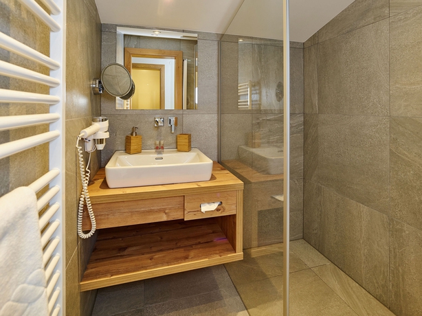 Imagen de la habitación del Apartamentos Gr&uuml;nwald Resort. Foto 11