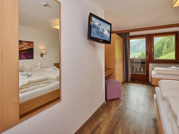 Imagen de la habitación del Apartamentos Gr&uuml;nwald Resort. Foto 14