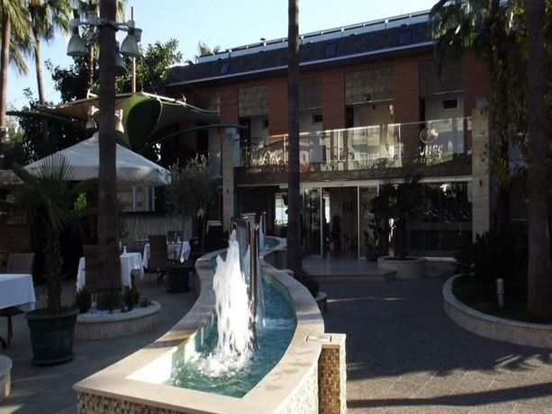 Imagen general del Apartamentos Gunes Beach. Foto 4