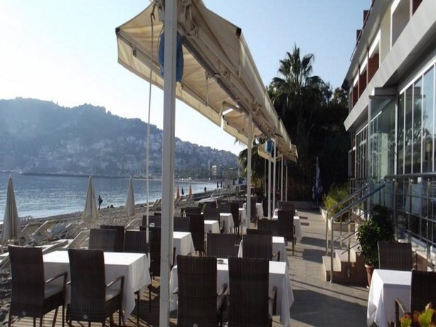 Imagen general del Apartamentos Gunes Beach. Foto 8