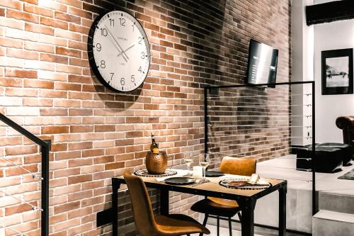 Imagen general del Apartamentos HO Paseo de Almería 9 By Olivencia. Foto 4