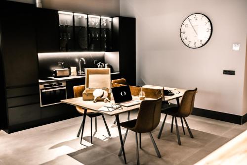 Imagen de la habitación del Apartamentos HO Paseo de Almería 9 By Olivencia. Foto 16