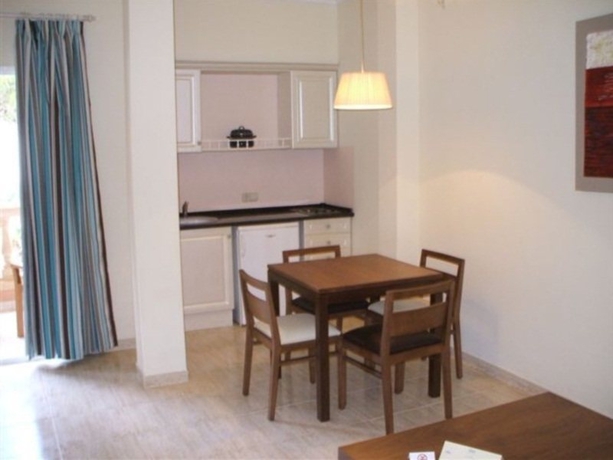 Imagen general del Apartamentos HOTETUR LAGO PARK. Foto 5