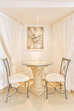 Imagen de la habitación del Apartamentos HOVIMA Altamira. Foto 4