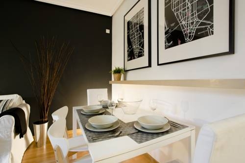 Imagen general del Apartamentos Habitat Apartments Latina. Foto 6