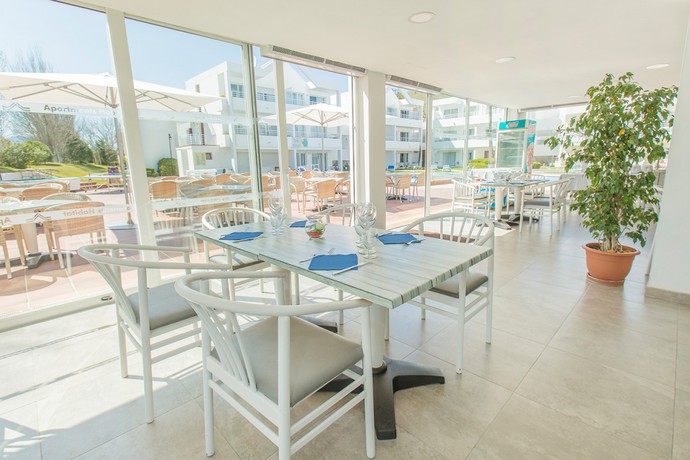 Imagen general del Apartamentos Habitat, Puerto Pollensa. Foto 4