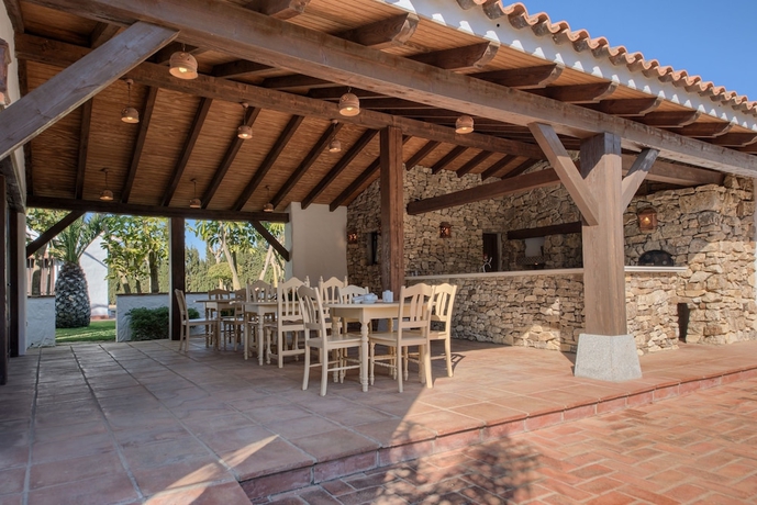 Imagen de los interiores del Apartamentos Hacienda Roche Viejo. Foto 19