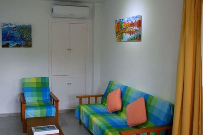 Imagen general del Apartamentos Hamilton Court, Santo Tomas. Foto 11
