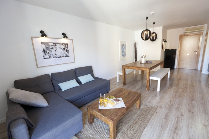 Imagen de los interiores del Apartamentos Happy, Las Ramblas. Foto 12