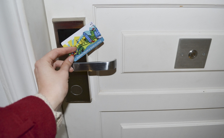 Imagen de los interiores del Apartamentos Happy People Plaza España. Foto 12