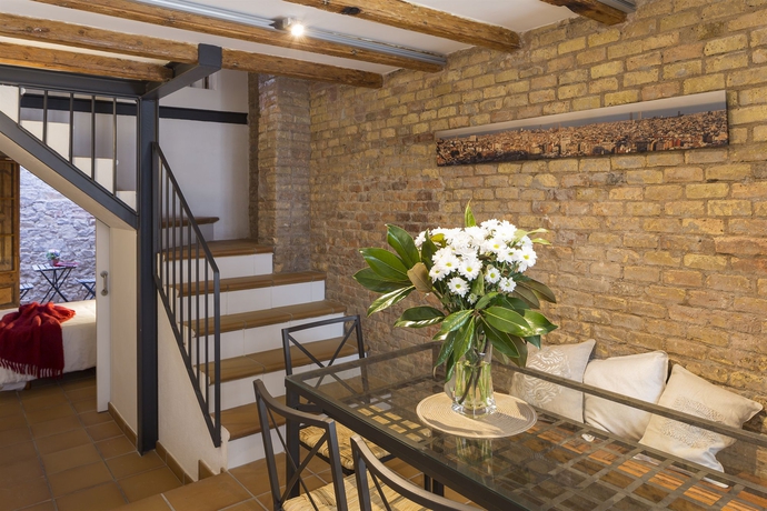 Imagen de los interiores del Apartamentos Happy People Ramblas Harbour. Foto 16