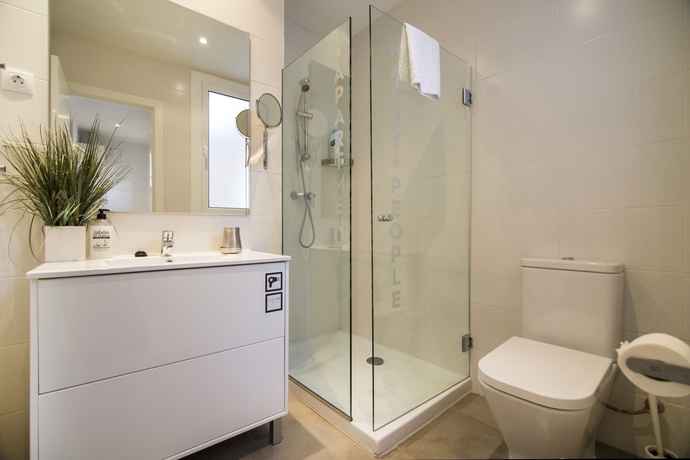 Imagen de la habitación del Apartamentos Happy People Sagrada Familia Apartments. Foto 6