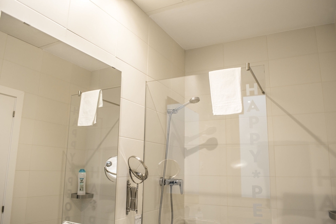 Imagen de la habitación del Apartamentos Happy People Sagrada Familia Gaudí. Foto 7