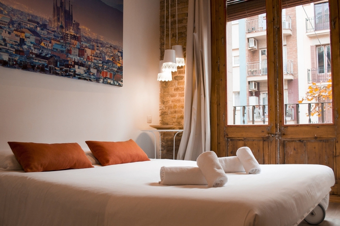 Imagen de la habitación del Apartamentos Happy People Sagrada Familia Gaudí. Foto 10