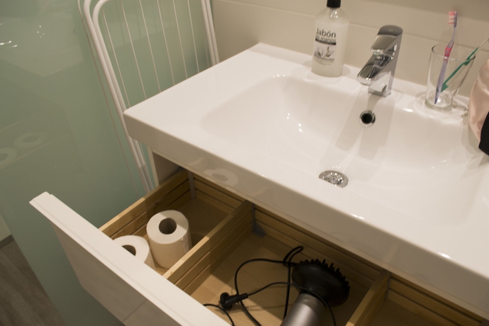 Imagen de la habitación del Apartamentos Happy People Sagrada Familia Gaudí. Foto 13