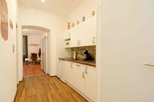 Imagen de los exteriores del Apartamentos Haydn 1200. Foto 7