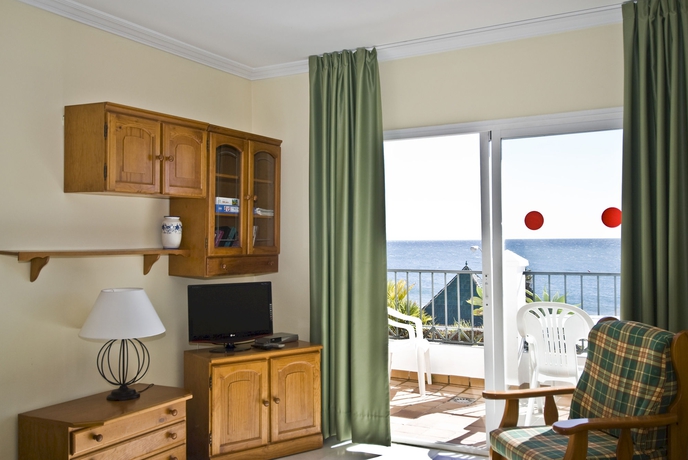 Imagen de los interiores del Apartamentos Hc Burriana Playa. Foto 10