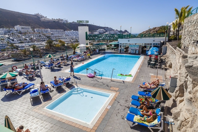 Imagen general del Apartamentos Heliomar Palmeras. Foto 13