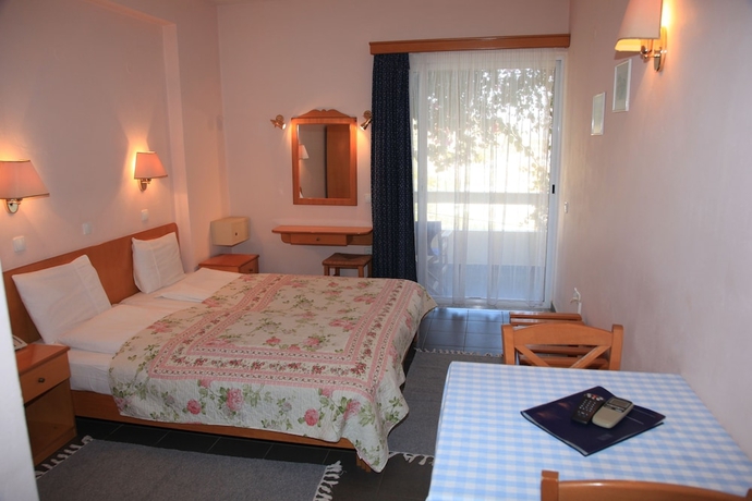 Imagen de la habitación del Apartamentos Heliotopos, Tolo. Foto 2
