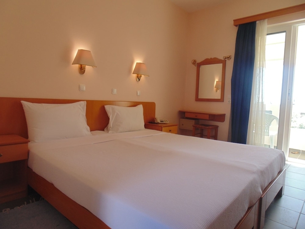 Imagen de la habitación del Apartamentos Heliotopos, Tolo. Foto 6